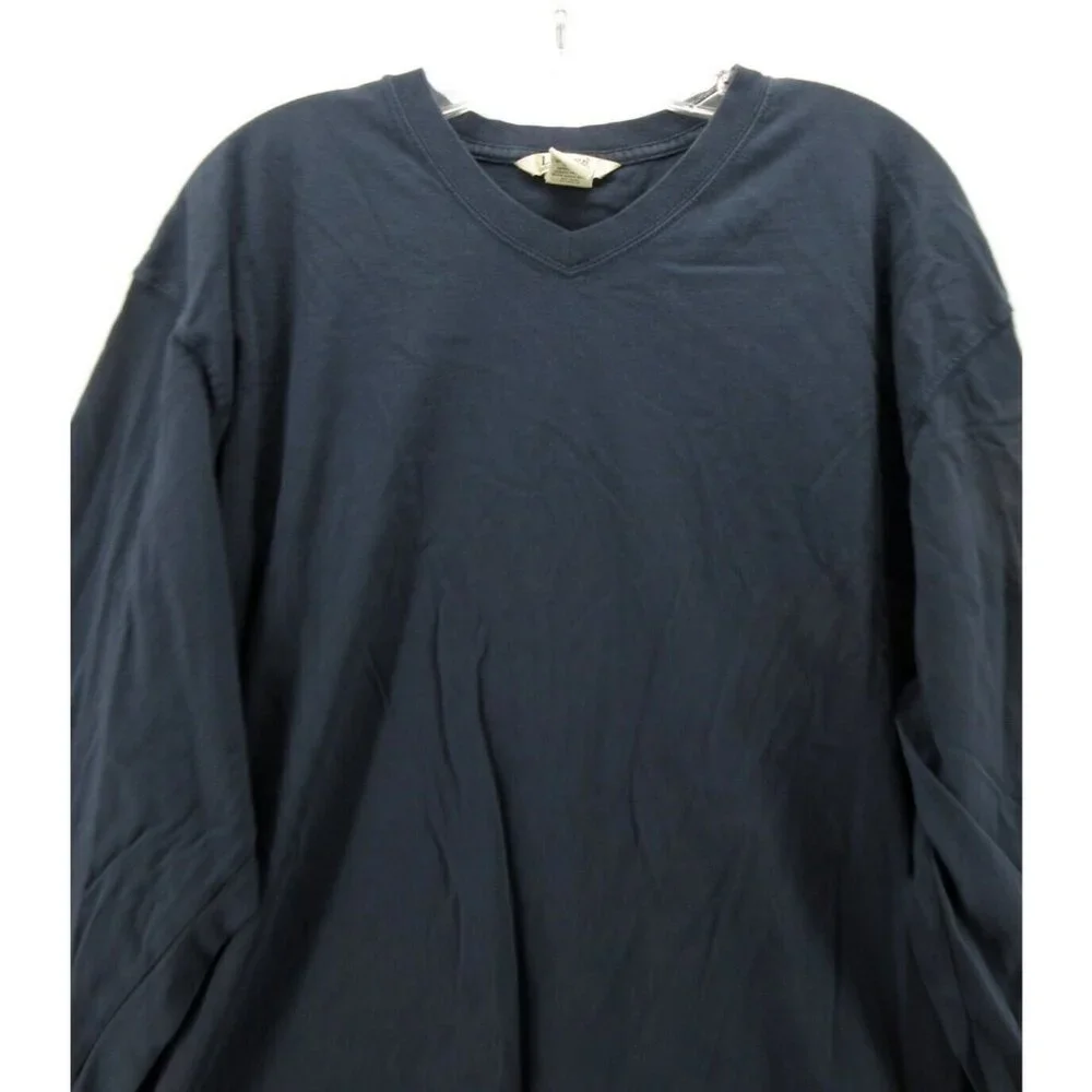 LL Bean Shirt XL Carefree Unshrinkable Pullover T Tee V-Neck Casual